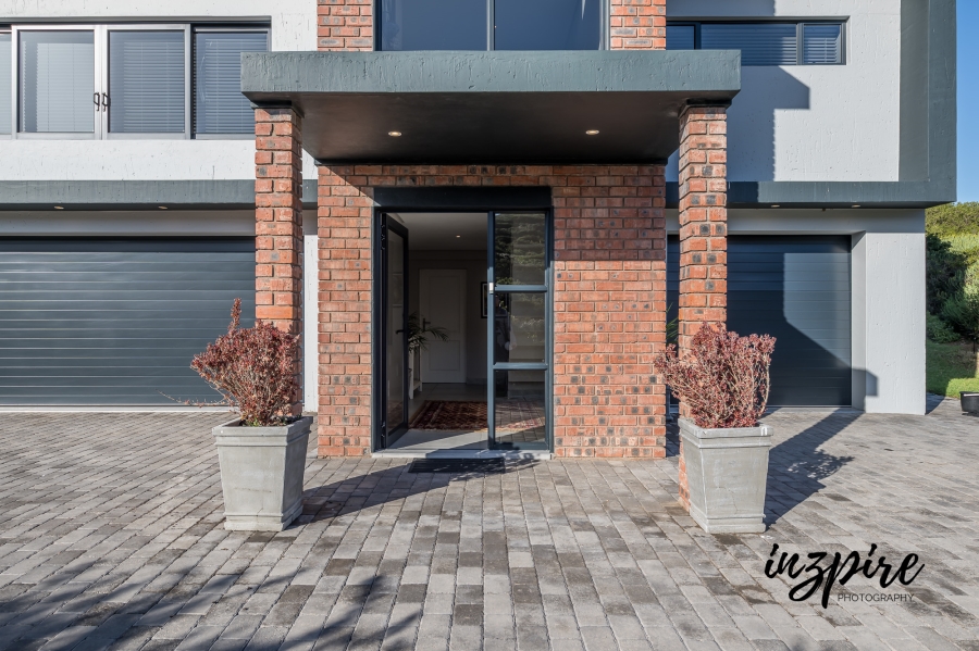 4 Bedroom Property for Sale in Dana Bay Western Cape